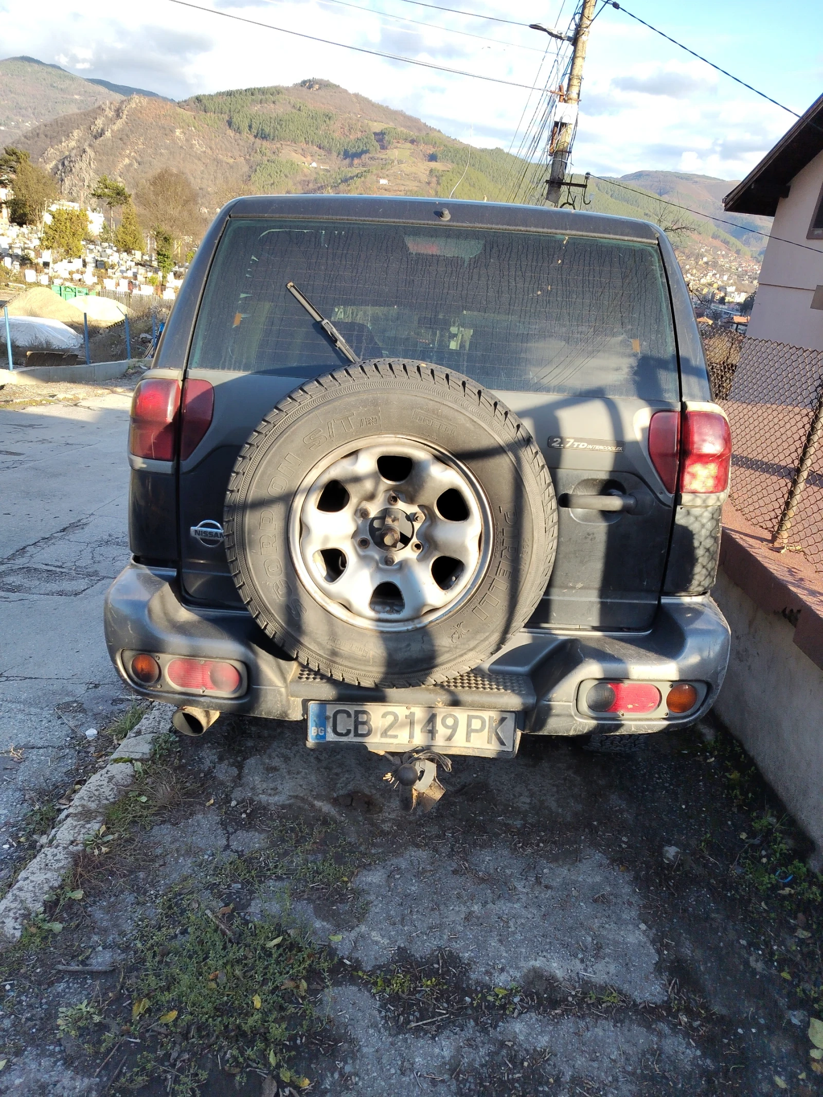 Nissan Terrano Джип