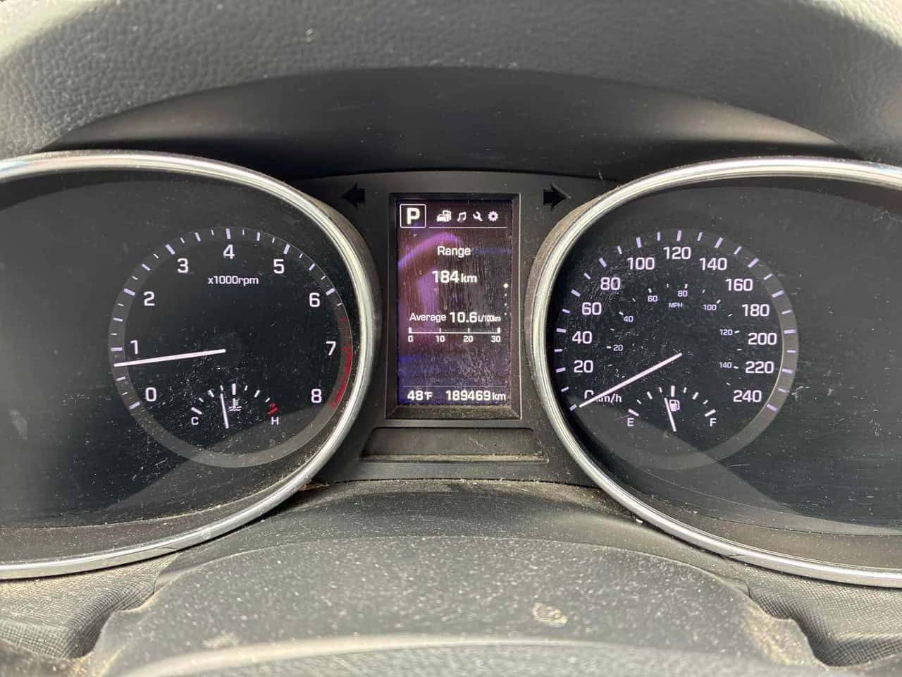 Hyundai Santa fe * SE * 2 КЛЮЧА* PANO* ПОДГРЕВ* KEYLESS* , снимка 8 - Автомобили и джипове - 54457075