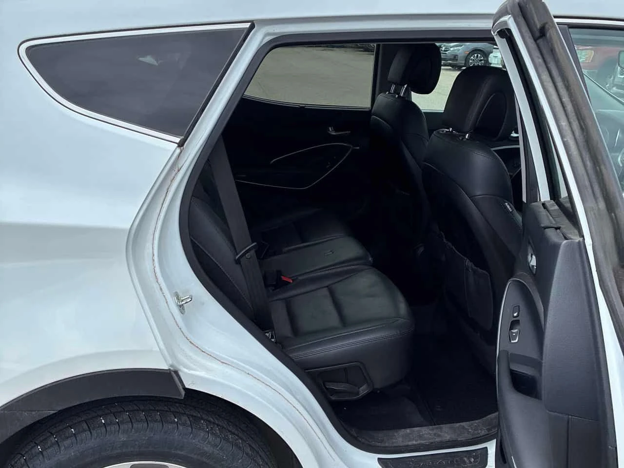 Hyundai Santa fe * SE * 2 КЛЮЧА* PANO* ПОДГРЕВ* KEYLESS* , снимка 11 - Автомобили и джипове - 54457075