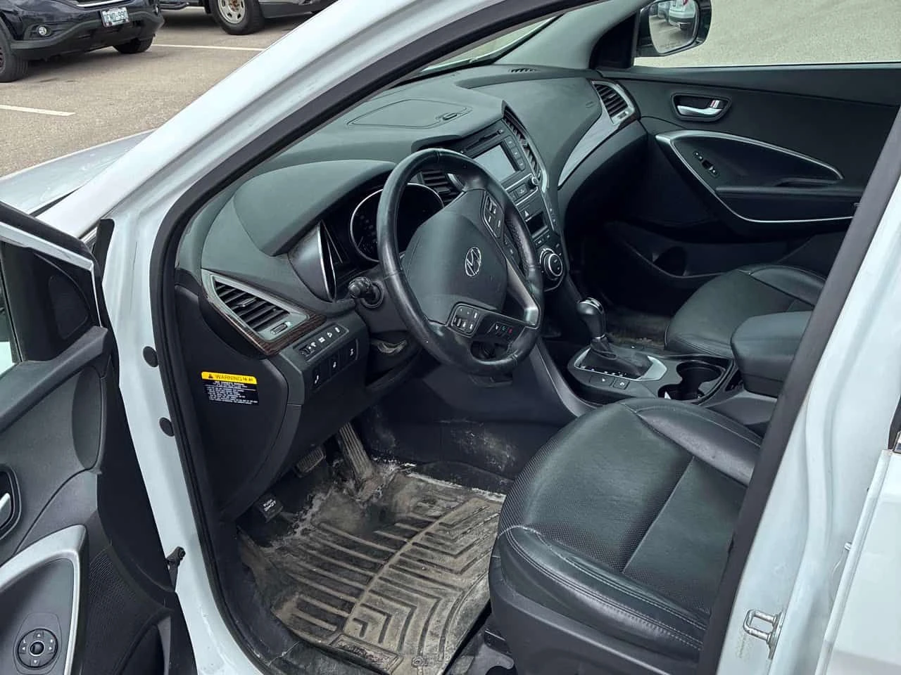 Hyundai Santa fe * SE * 2 КЛЮЧА* PANO* ПОДГРЕВ* KEYLESS* , снимка 5 - Автомобили и джипове - 54457075
