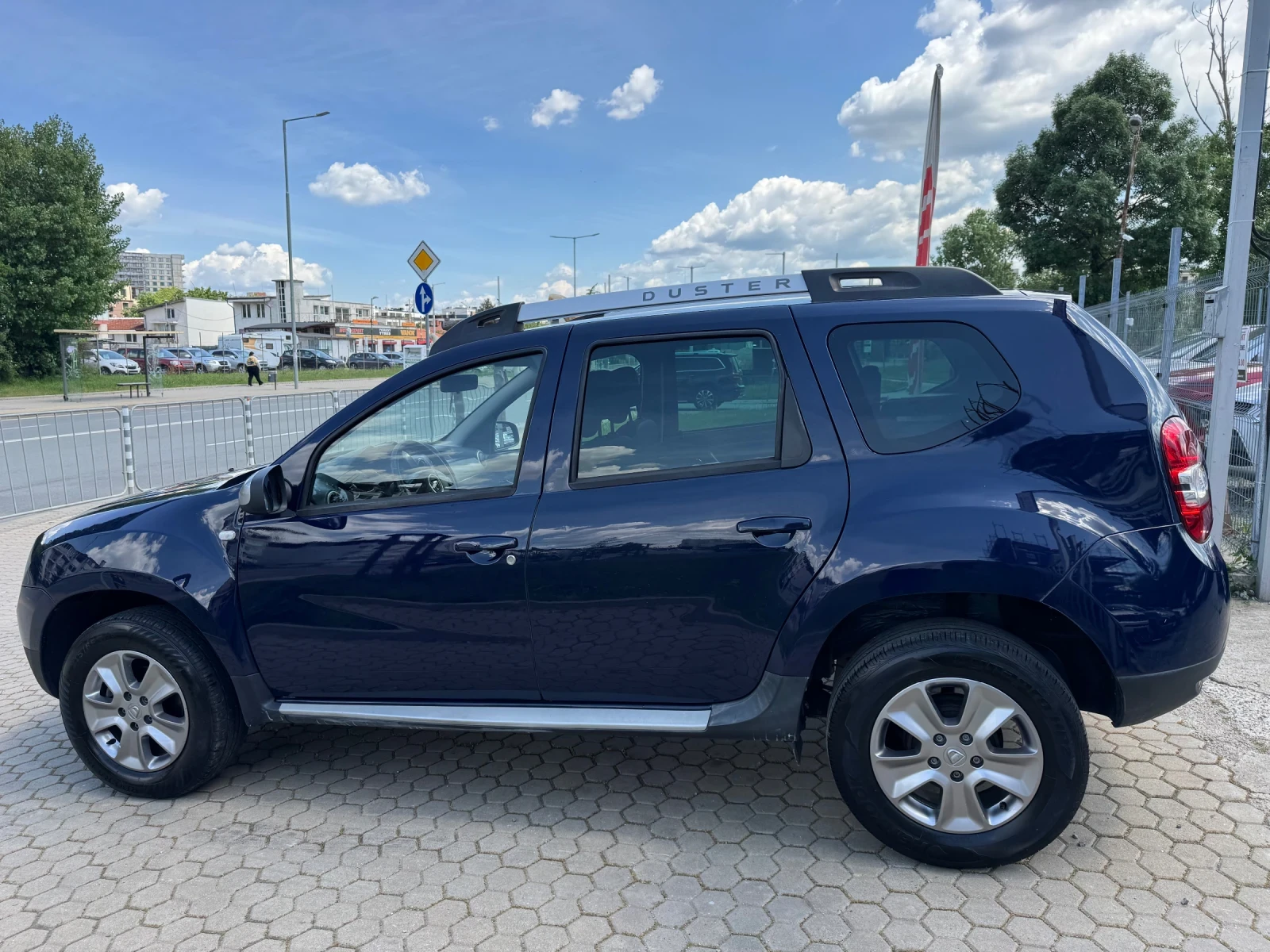 Dacia Duster 1.5dCi/EURO.5B, снимка 3 - Автомобили и джипове - 54667090