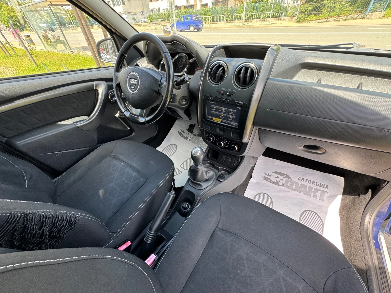 Dacia Duster 1.5dCi/EURO.5B, снимка 11 - Автомобили и джипове - 54667090