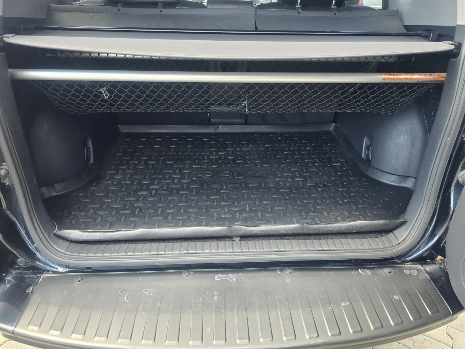 Toyota Rav4 2.2D4D, снимка 15 - Автомобили и джипове - 54714322