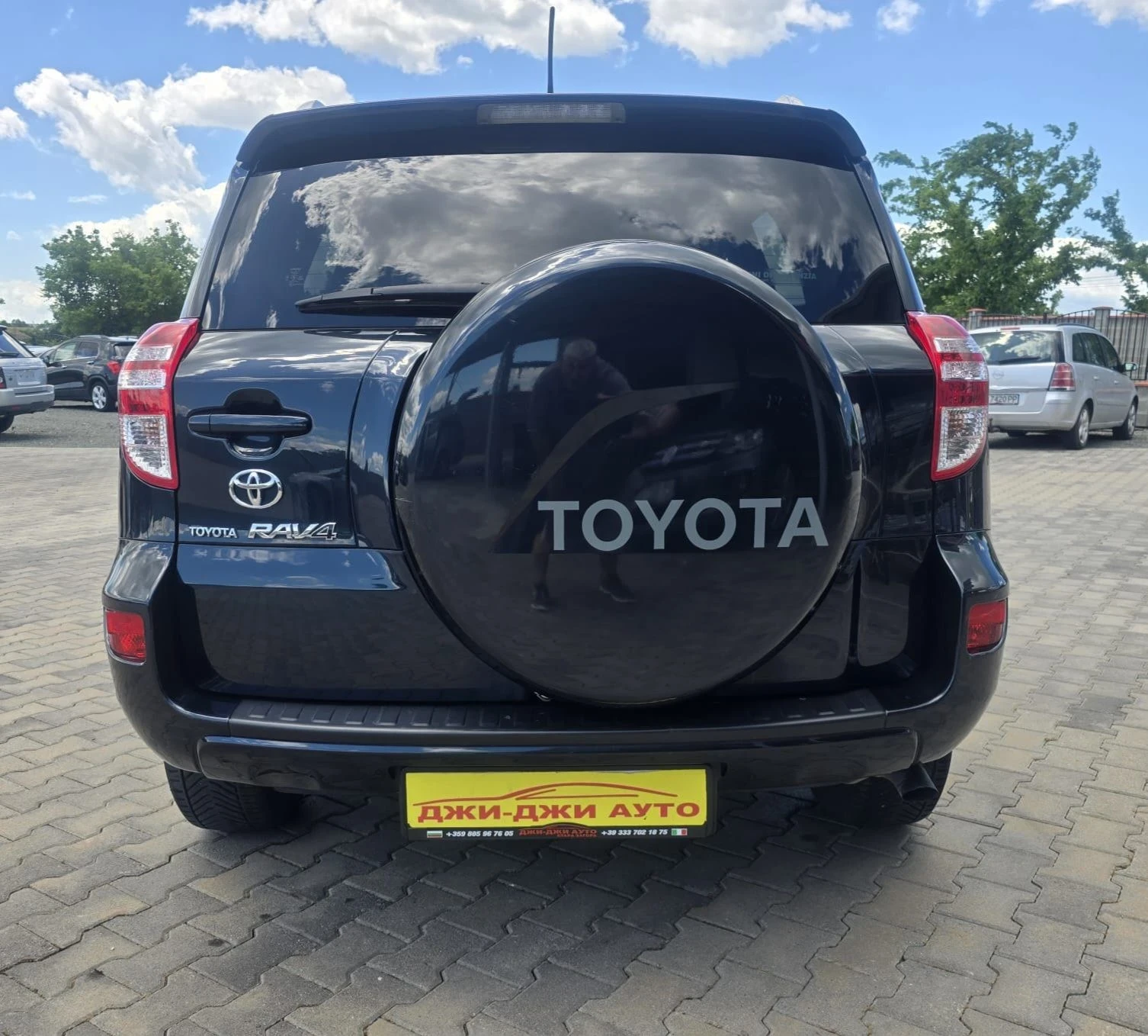 Toyota Rav4 2.2D4D, снимка 5 - Автомобили и джипове - 54714322