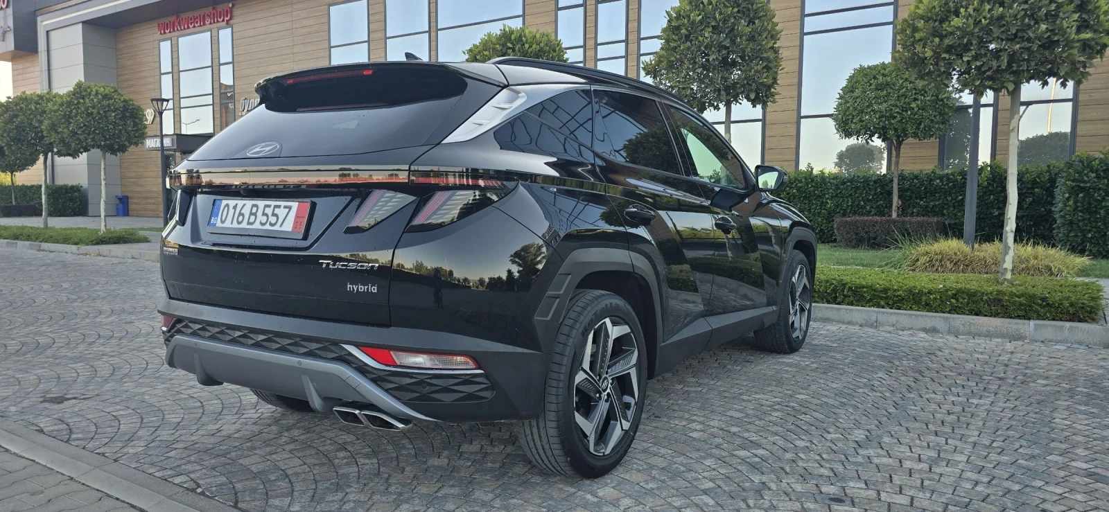Hyundai Tucson 1.6 HYBRID/FULL/ЛИЗИНГ/230к.с./DISTRONIC/, снимка 6 - Автомобили и джипове - 55238614
