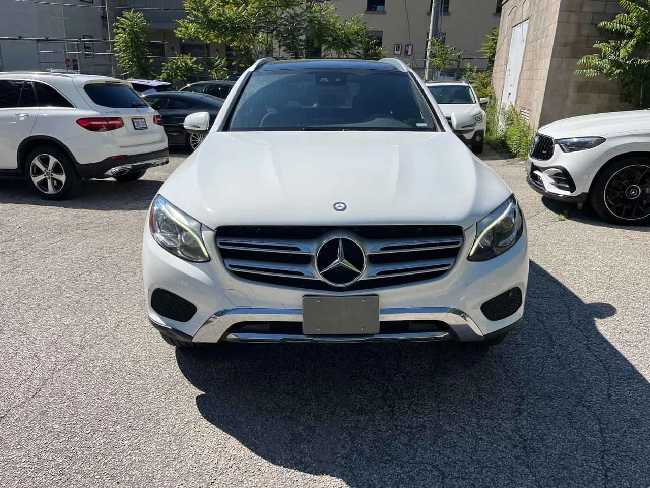 Mercedes-Benz GLC 300 * CARFAX * ЦЕНА ДО БГ, снимка 6 - Автомобили и джипове - 55314989