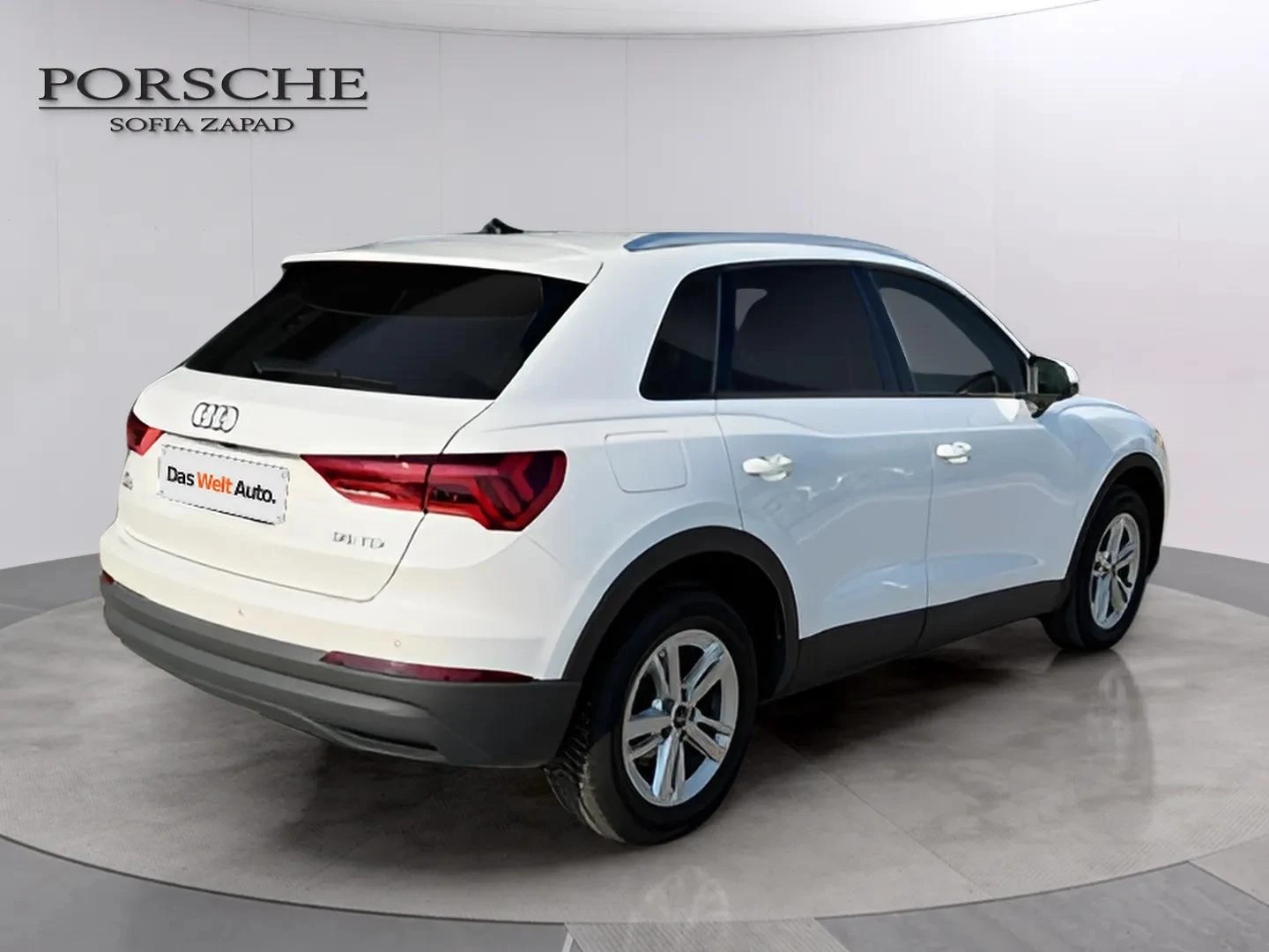 Audi Q3, снимка 5 - Автомобили и джипове - 56420887