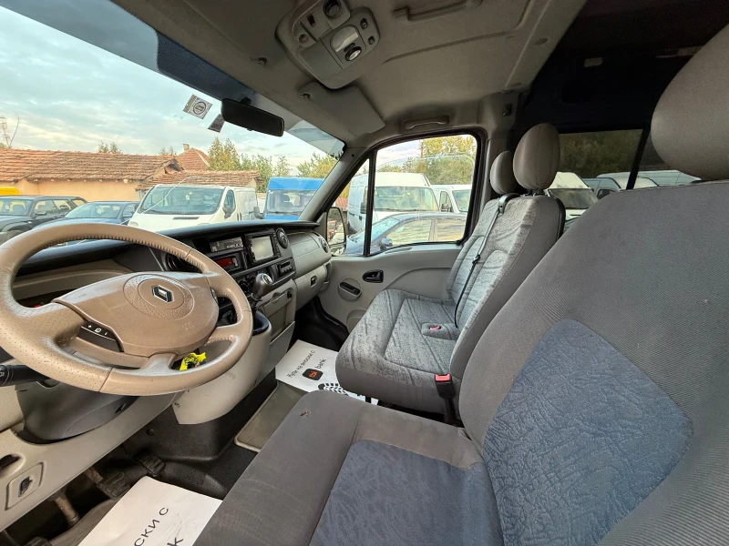 Renault Master 2.5DCI, снимка 15 - Бусове и автобуси - 52223343