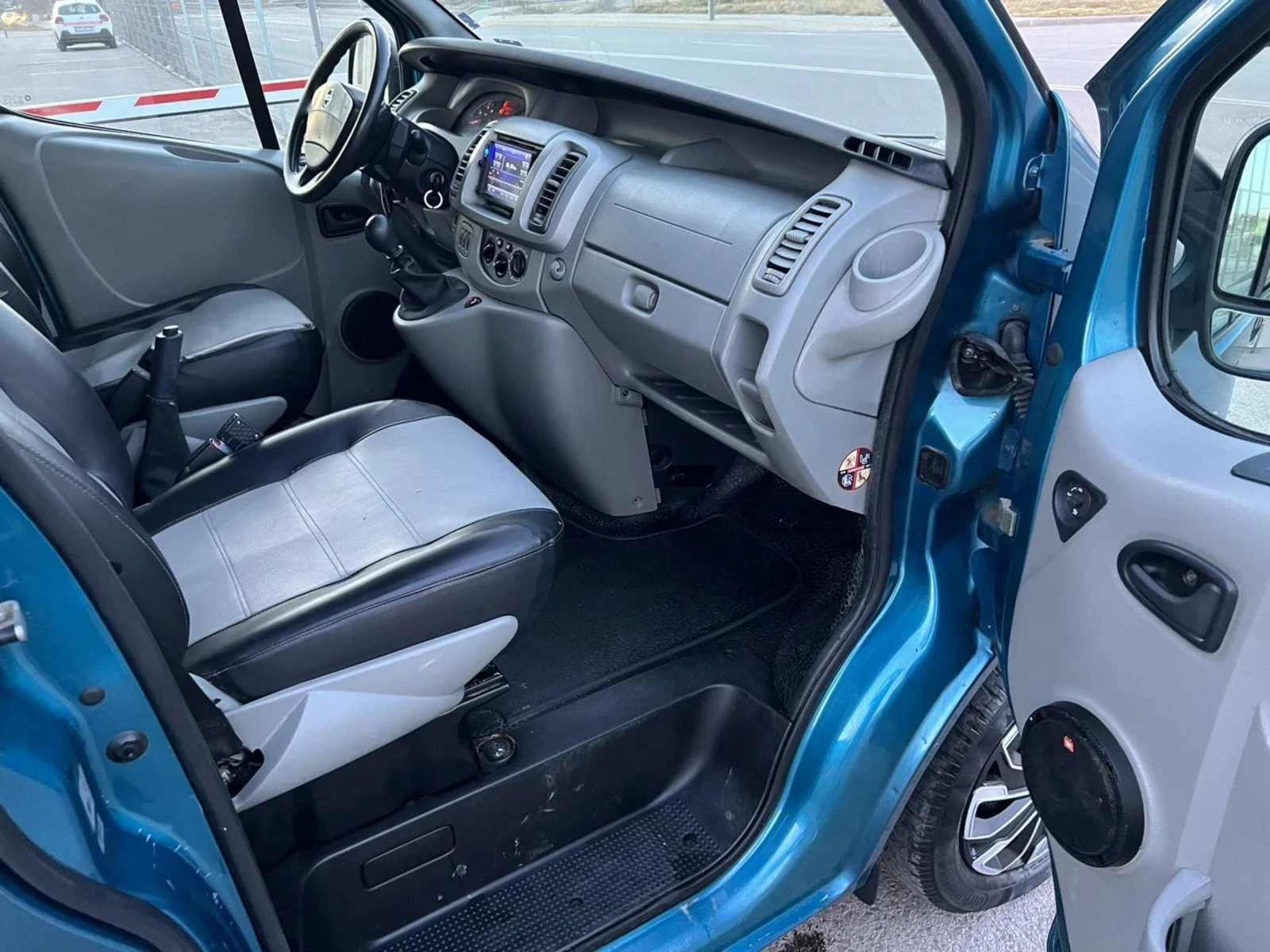 Nissan Primastar 2.0/// 115кс - изображение 10