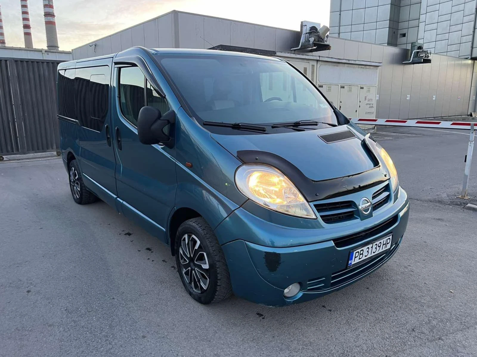 Nissan Primastar 2.0/// 115кс - изображение 8