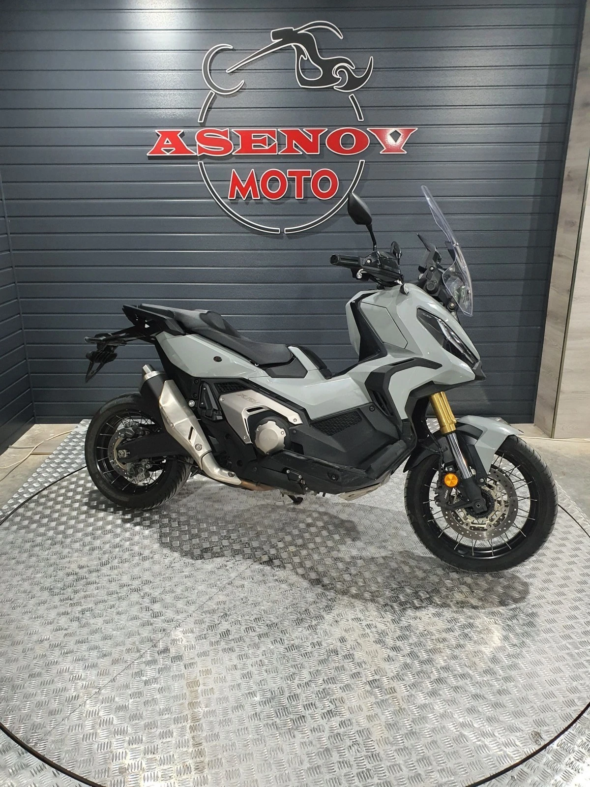 Honda X-ADV NEW MODEL 2023 - изображение 3