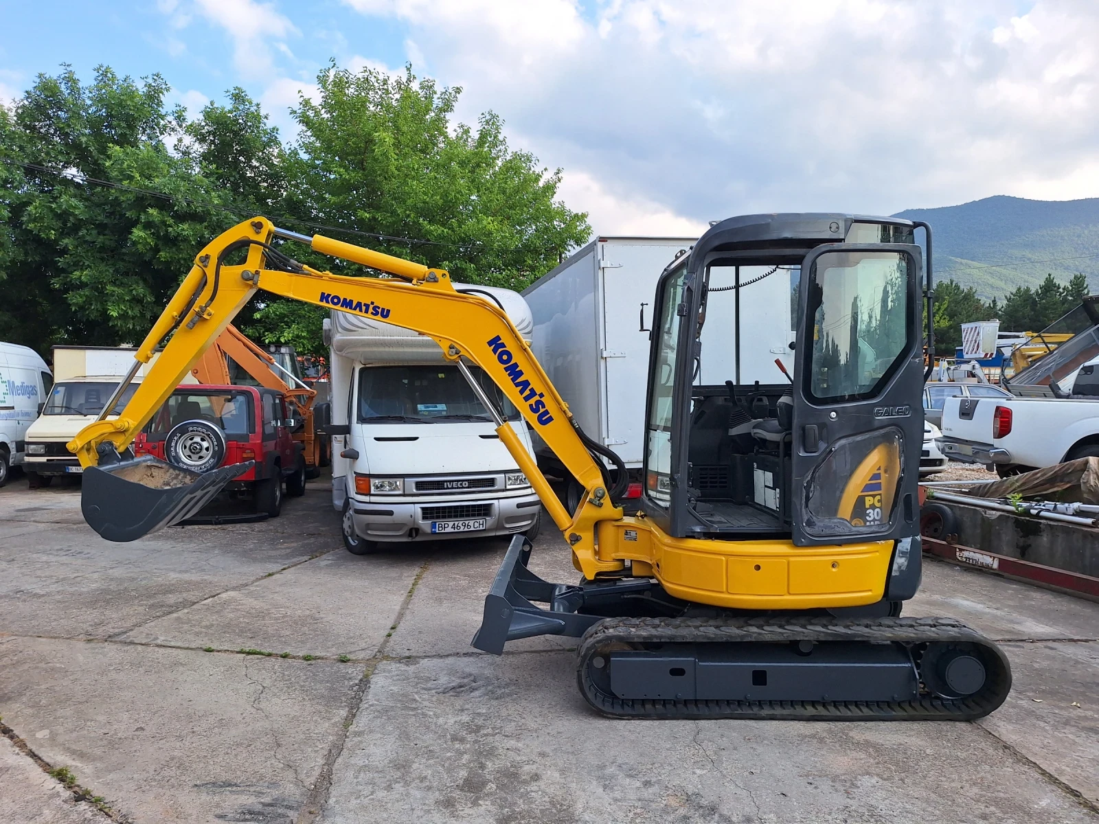 Багер Komatsu PC30MR/3T., снимка 1