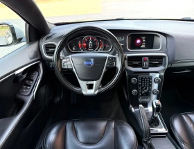 Volvo V40 D4/190hp/R-Design/Панорама/Самопаркиране, снимка 9