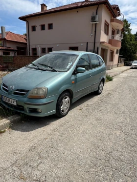  Nissan Almera tino