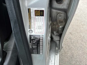 Mercedes-Benz C 350 CARFAX /Кожа+ Алкантара/Нави/Подгрев/Панорама - 7500 € / 14668.73 лв. - 25087659 10