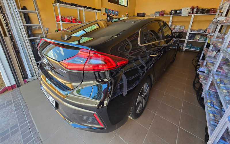 Hyundai Ioniq Плугин Хибрид, снимка 7 - Автомобили и джипове - 46396409
