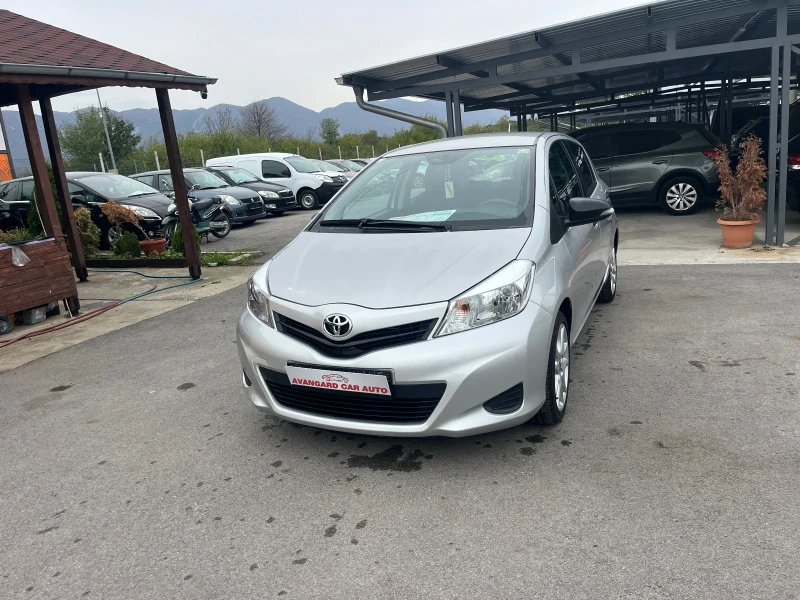 Toyota Yaris 1.0VVTI, снимка 7 - Автомобили и джипове - 47286880