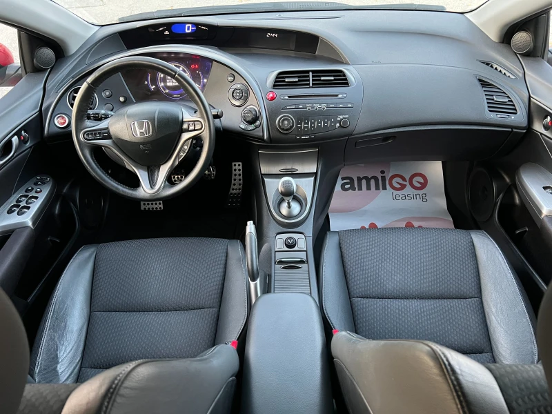 Honda Civic 1.8i Швейцария , снимка 15 - Автомобили и джипове - 47546368