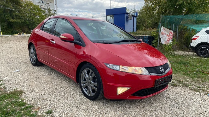 Honda Civic 1.8i Швейцария , снимка 2 - Автомобили и джипове - 47546368