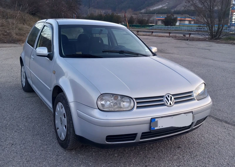 VW Golf 1.9 110, снимка 2 - Автомобили и джипове - 49090616