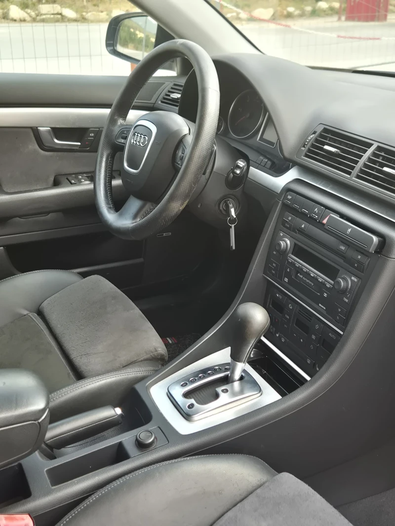 Audi A4 3.0 TDI, снимка 13 - Автомобили и джипове - 50687992