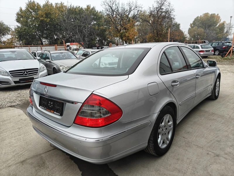 Mercedes-Benz E 220 CDI, фейслифт, снимка 3 - Автомобили и джипове - 52447391