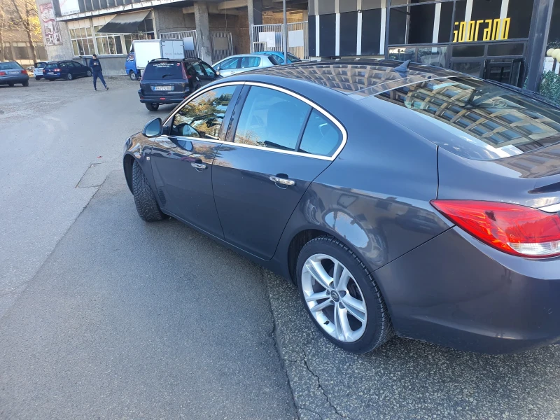 Opel Insignia 2.0 CDTI, снимка 3 - Автомобили и джипове - 52497164