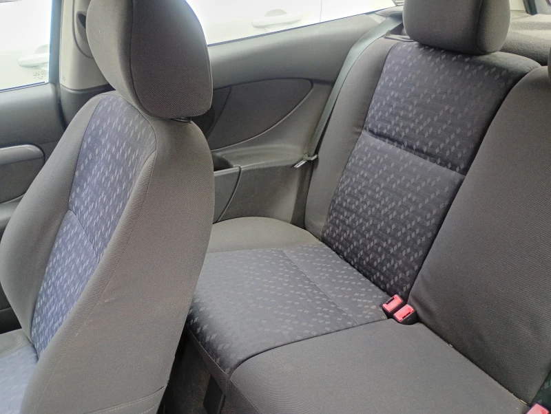 Ford Focus mk1, снимка 12 - Автомобили и джипове - 52545037