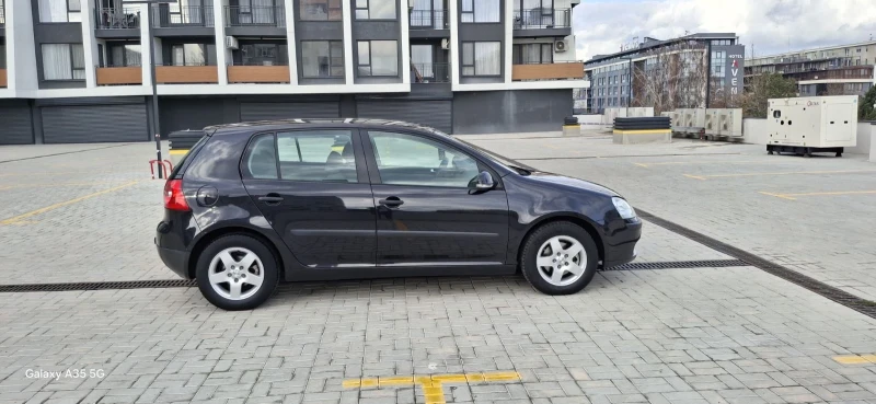 VW Golf 1.6, снимка 5 - Автомобили и джипове - 52617755