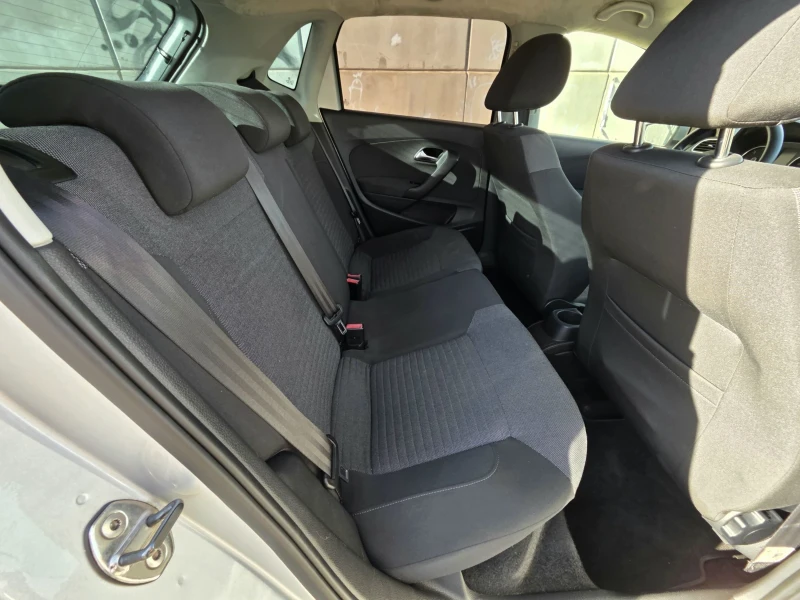 VW Polo 1.6TDI 90к.с., снимка 7 - Автомобили и джипове - 52975305