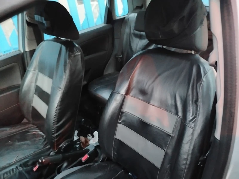 Ford Fiesta, снимка 5 - Автомобили и джипове - 53148070