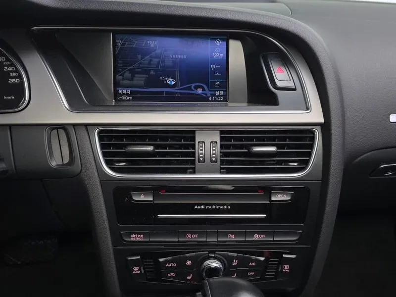 Audi A5 2.0 TDI Quattro, снимка 13 - Автомобили и джипове - 54552633