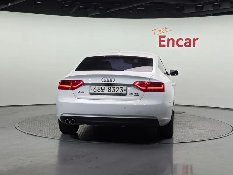 Audi A5 2.0 TDI Quattro, снимка 4 - Автомобили и джипове - 54552633