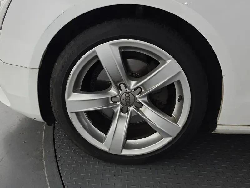 Audi A5 2.0 TDI Quattro, снимка 5 - Автомобили и джипове - 54552633