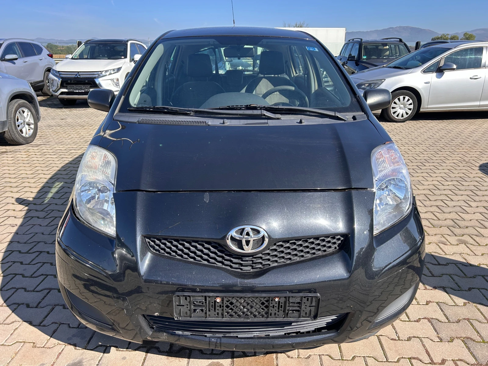 Toyota Yaris 1.3VVT-I EURO 5 ЛИЗИНГ - изображение 3