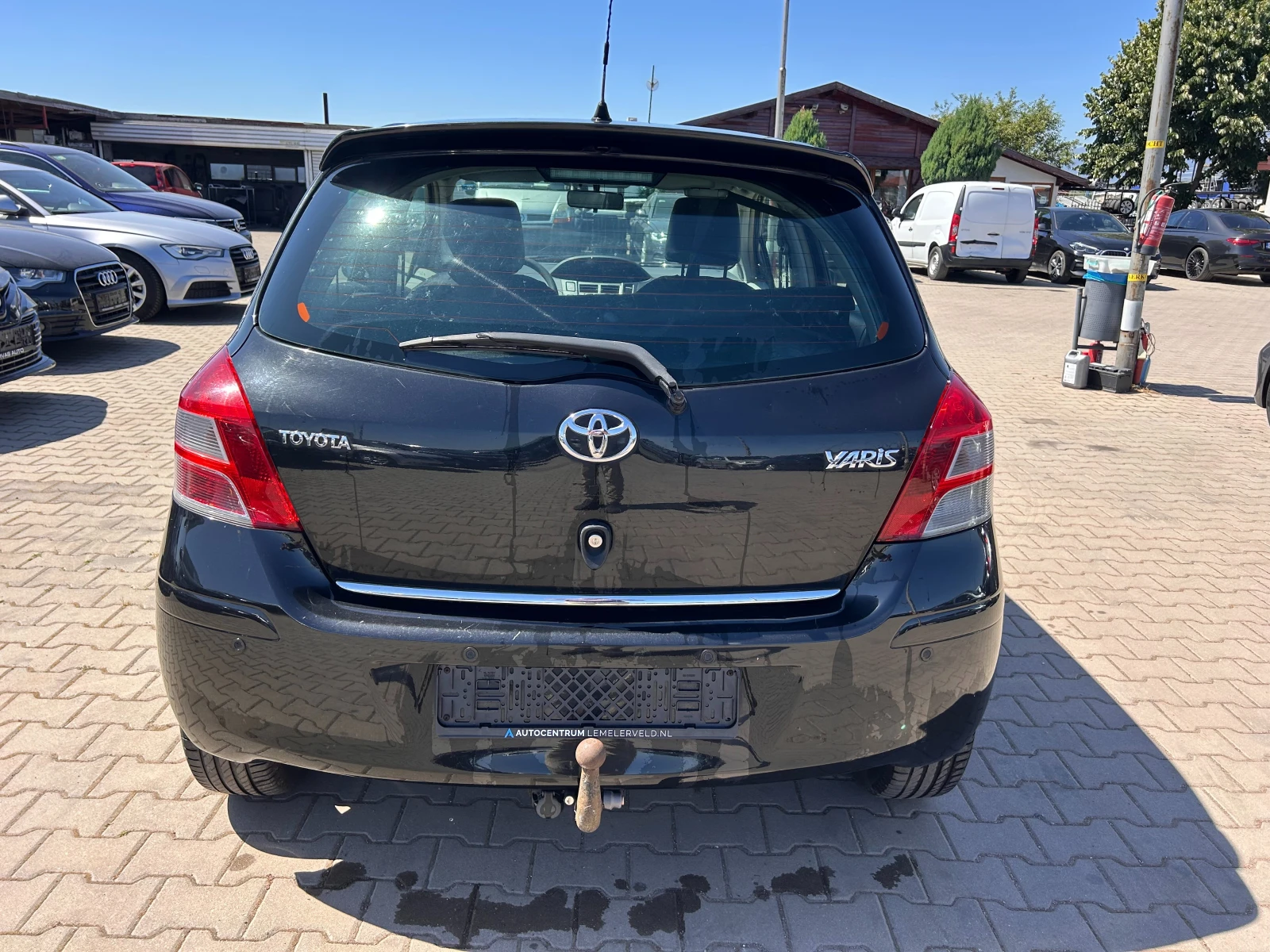 Toyota Yaris 1.3VVT-I EURO 5 ЛИЗИНГ - изображение 7