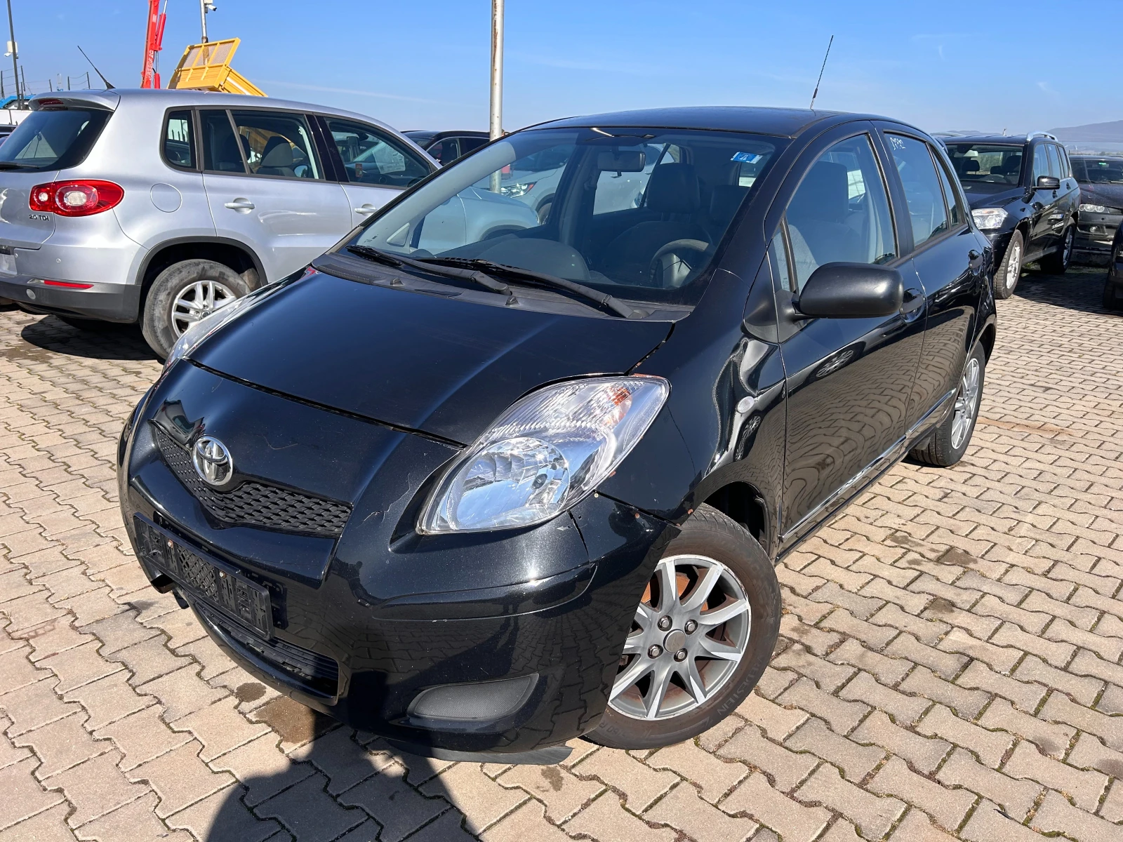 Toyota Yaris 1.3VVT-I EURO 5 ЛИЗИНГ - [1] 