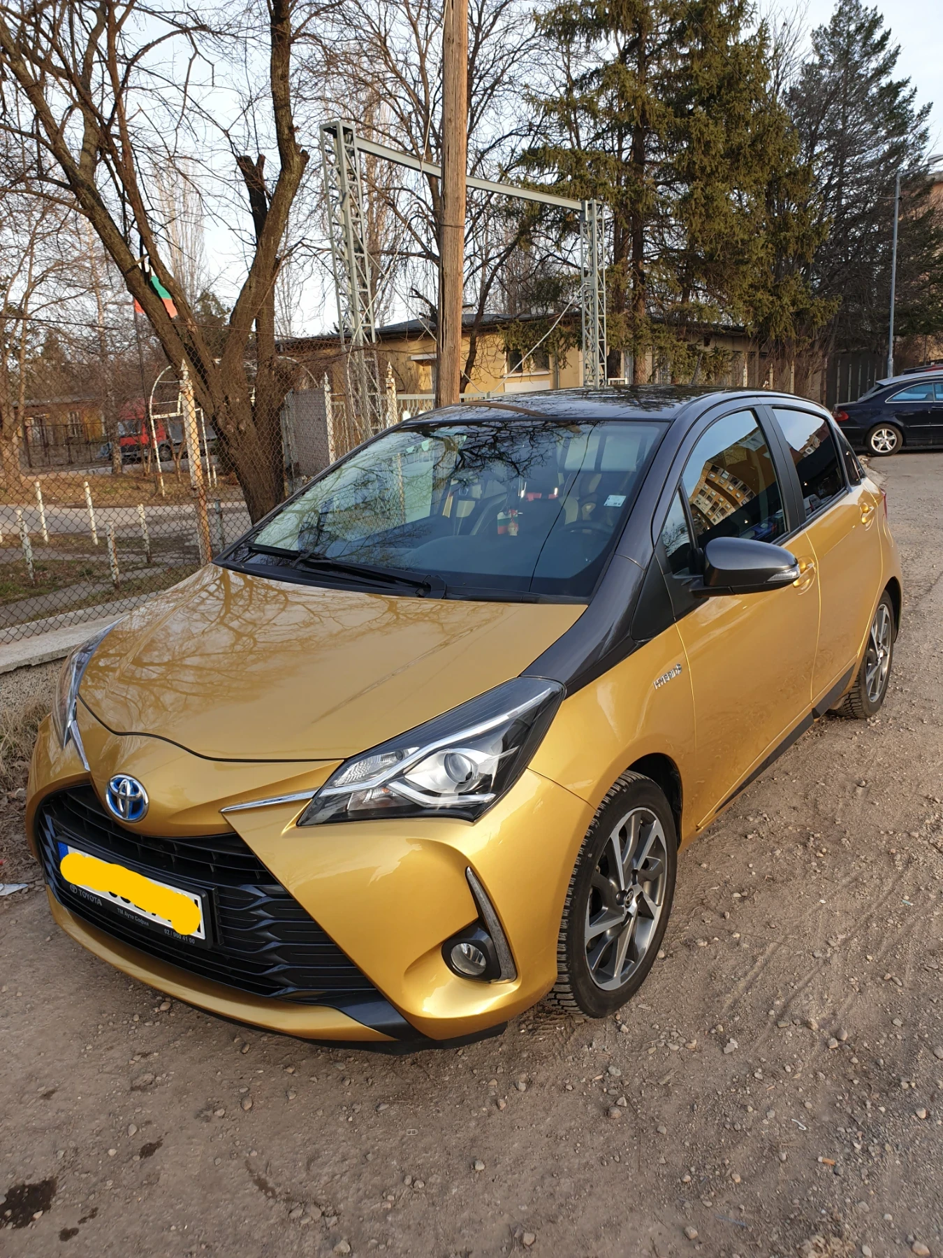 Toyota Yaris  - изображение 3