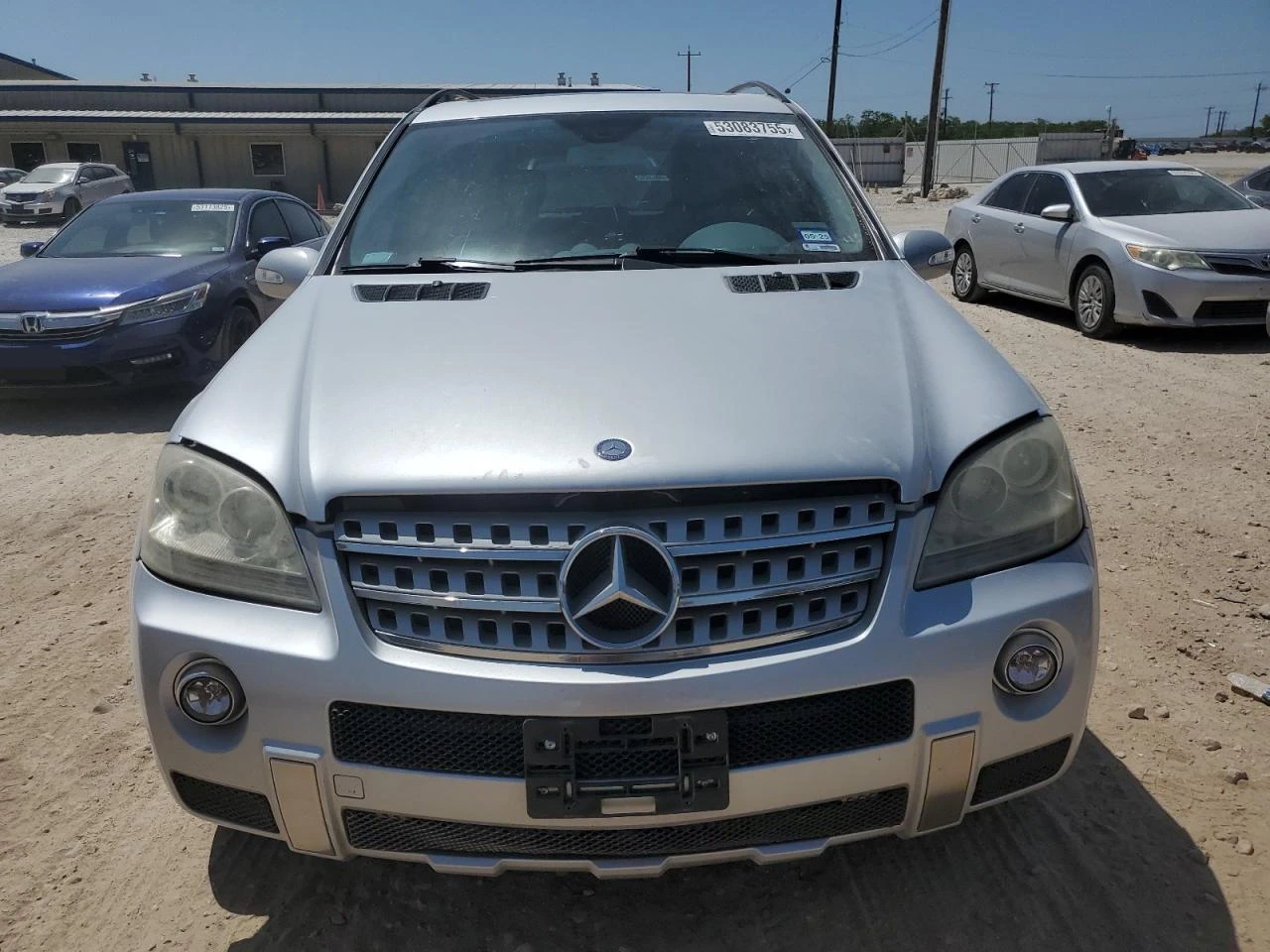 Mercedes-Benz ML 550 4MATIC/AMG/ПЕРФЕКТЕН ЗА ГАЗ - изображение 6