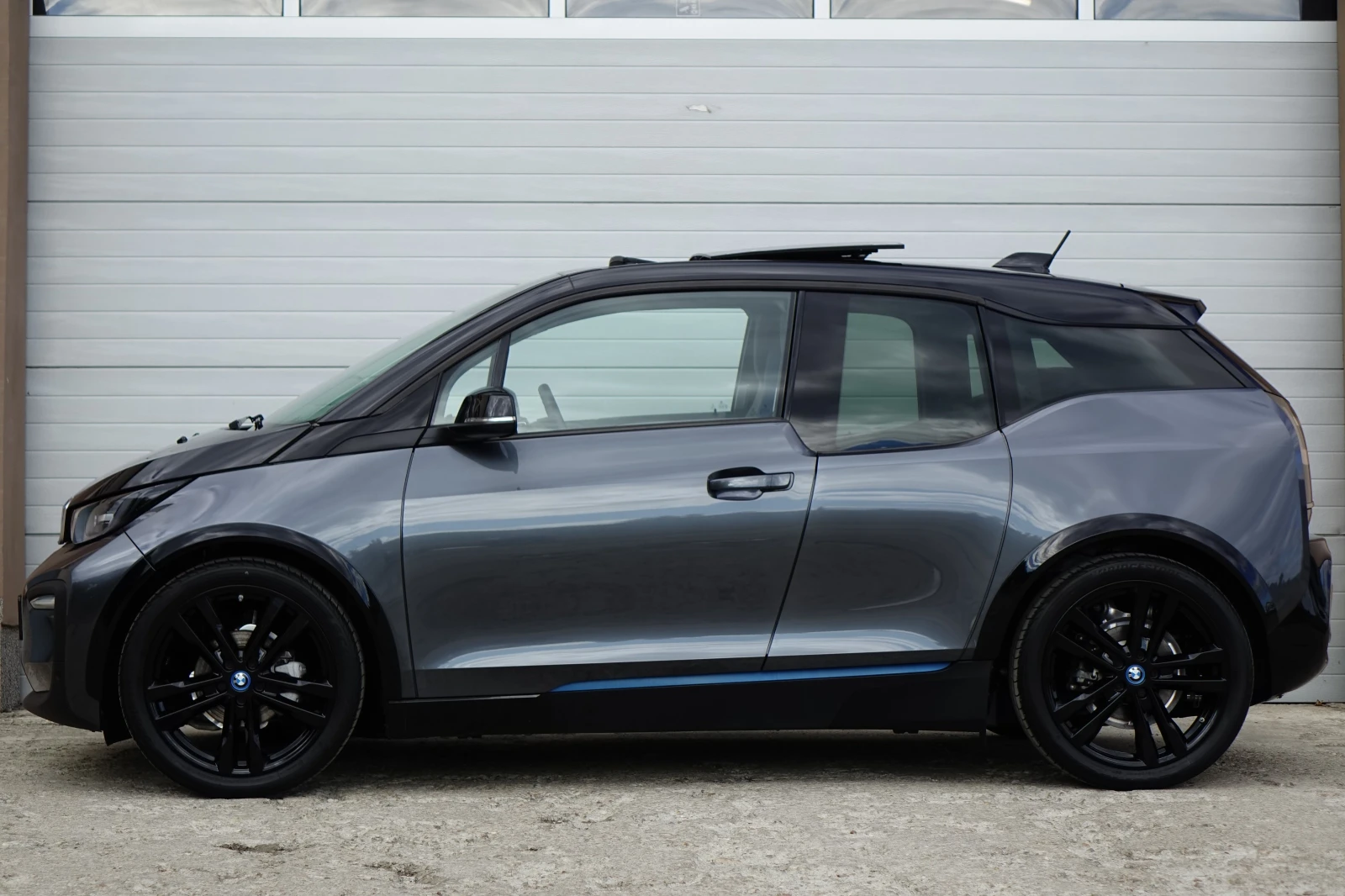 BMW i3 I3S* LED* 120AH* KEYLESS* HARMAN/KARDON* PANO*  - изображение 3