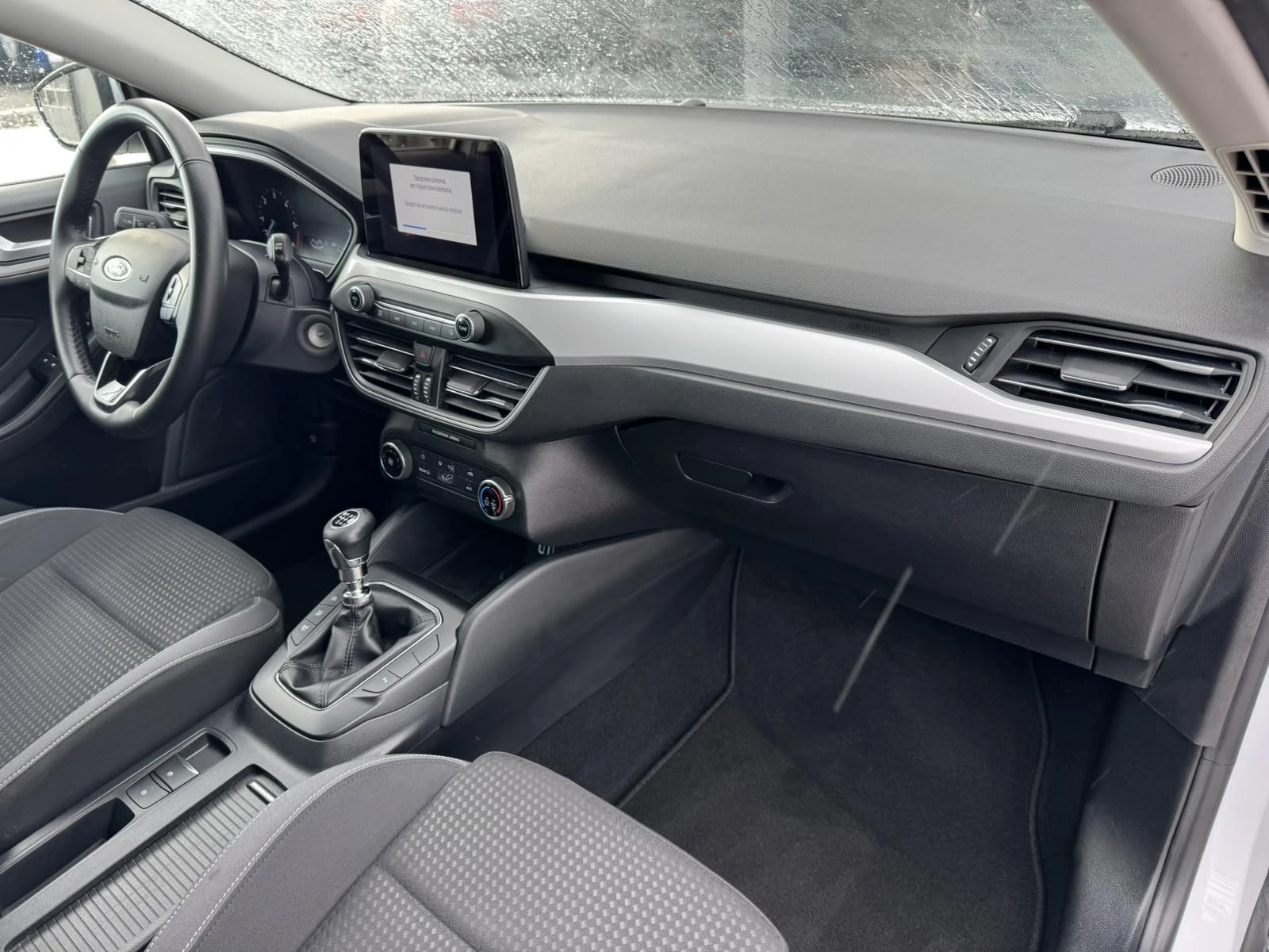 Ford Focus 120ps* 6ск* НАВИ* КАМЕРА* ДИСТРОНИК*  - изображение 10