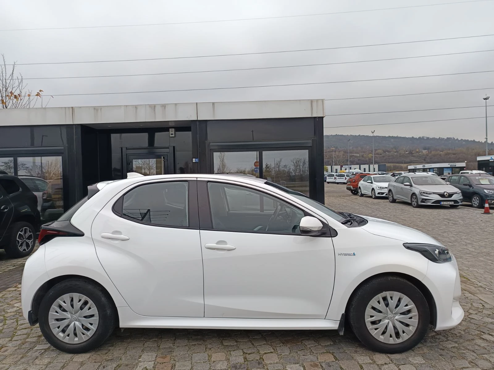 Toyota Yaris 1.5vvt/Hybrid/115 к.с. - изображение 7