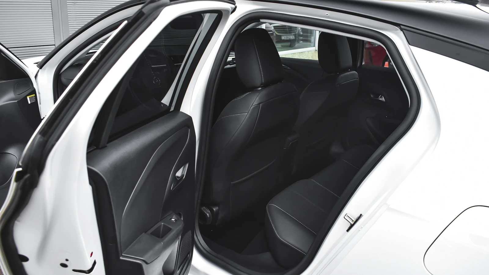 Opel Corsa e-Elegance 50 kWh | Mobile.bg � ����������� 9