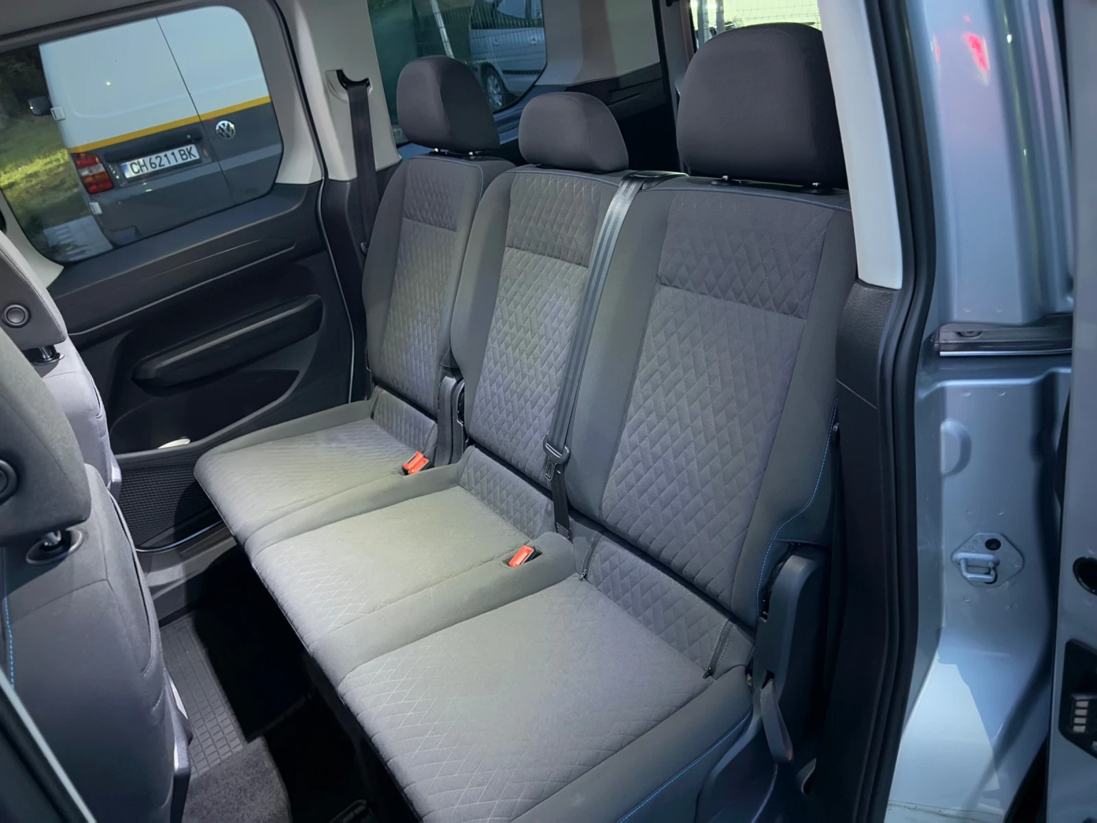 VW Caddy LIFE MOVE 2.0TDI ��������  | Mobile.bg � ����������� 12