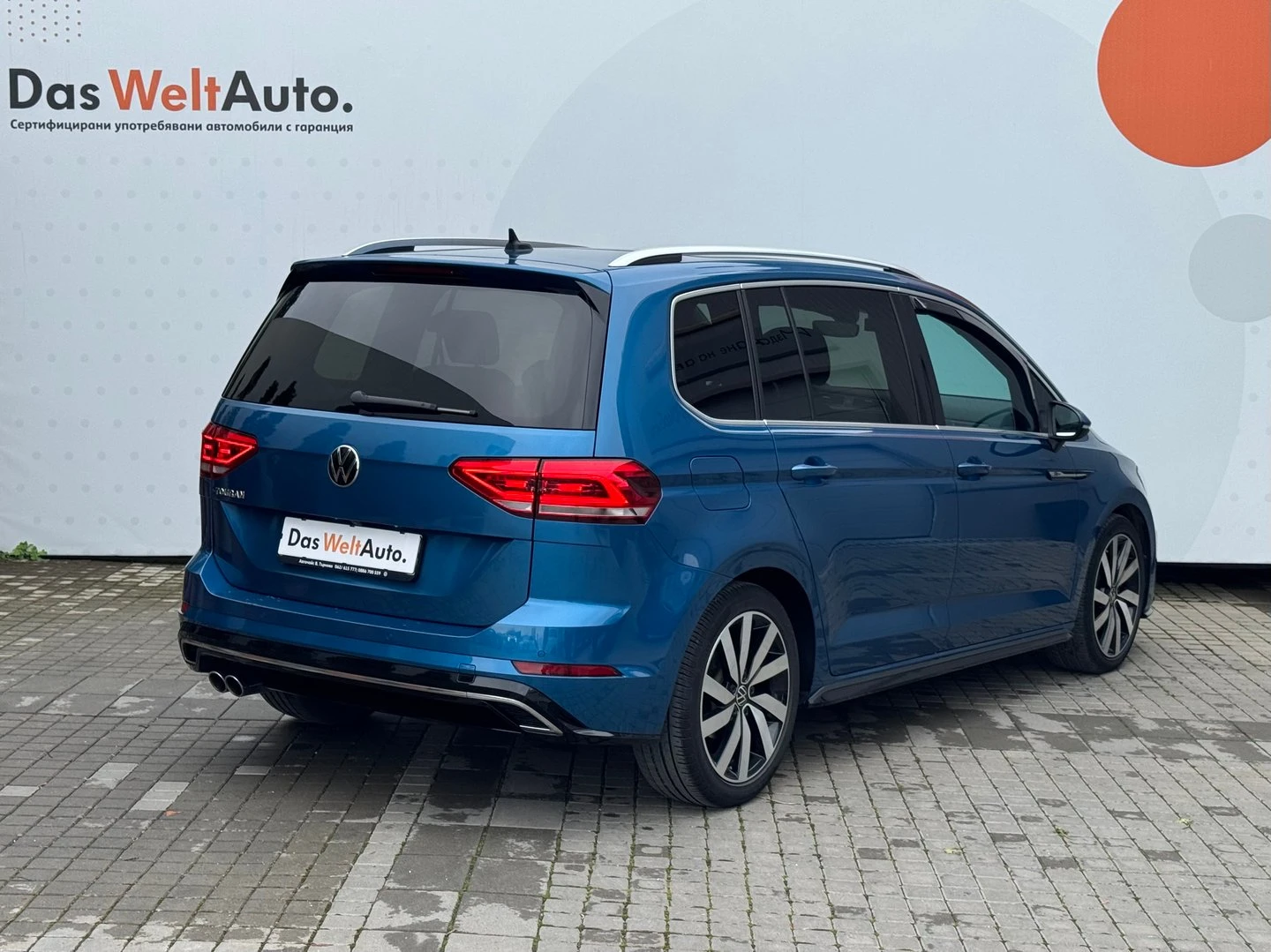 VW Touran, снимка 3 - Автомобили и джипове - 56420619
