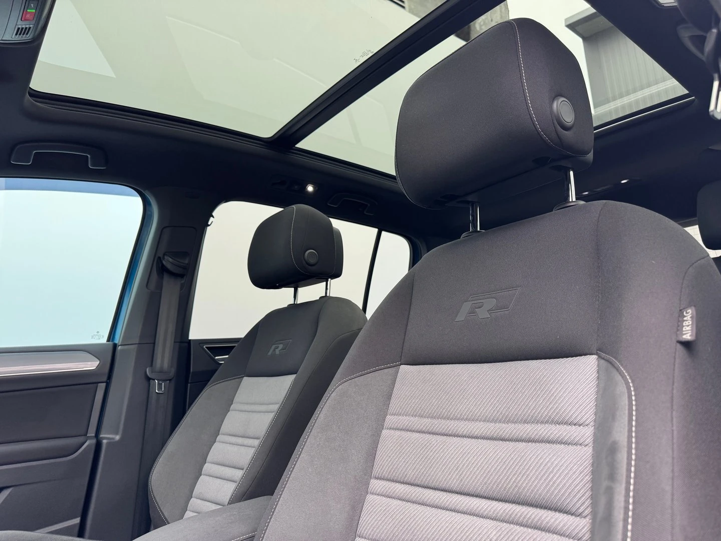 VW Touran, снимка 6 - Автомобили и джипове - 56420619