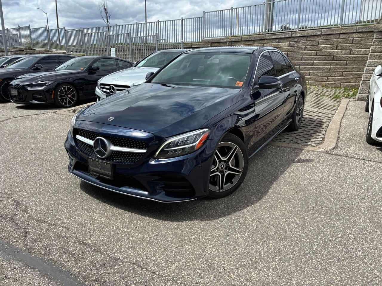 Mercedes-Benz C 300 4MATIC* DISTRONIC* 360КАМЕРИ* ШИБИДАХ* 