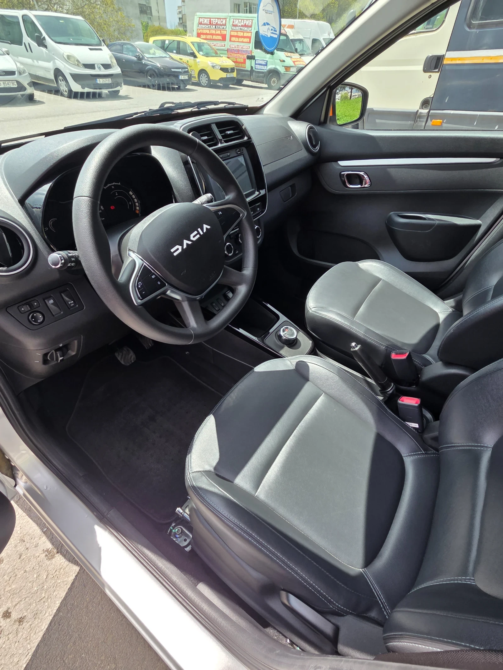 Dacia Spring, снимка 8 - Автомобили и джипове - 54573426