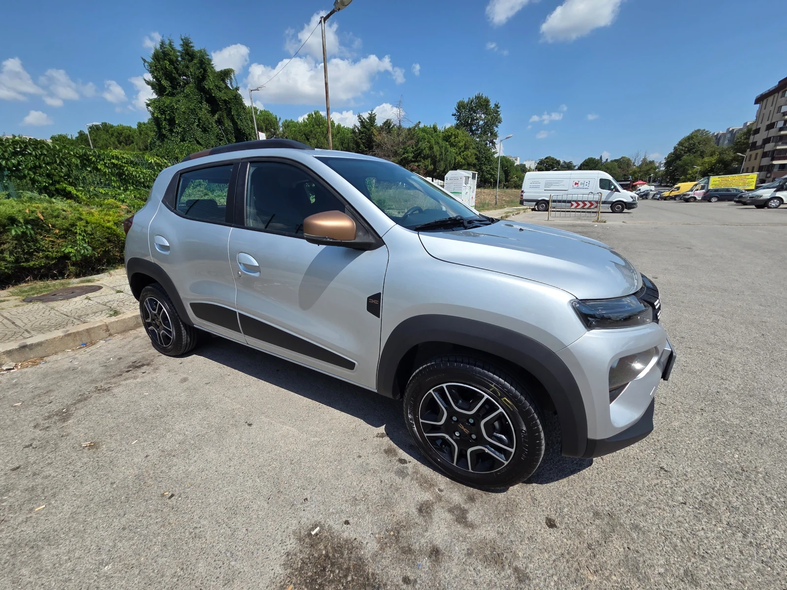 Dacia Spring Extreme 65 к.с. Удължена гаранция!, снимка 2 - Автомобили и джипове - 55596064