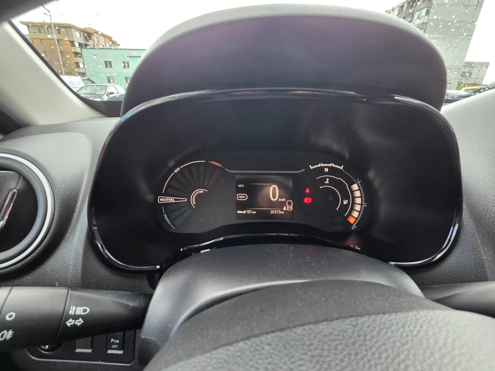 Dacia Spring, снимка 14 - Автомобили и джипове - 54573426